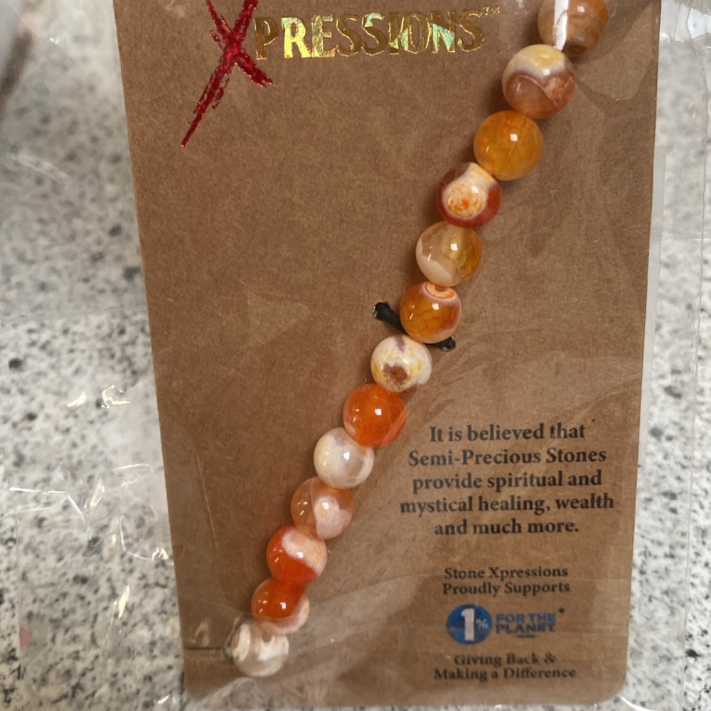 Colored agate semi precious stone orange stretch bracelet NWT Promotes harmony